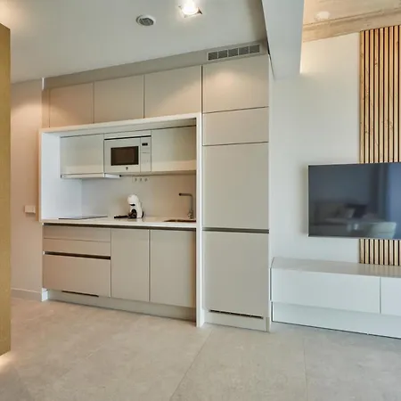 Semesterbostad Silken Atlantis - Homes