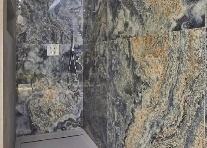 Silken Atlantis - Homes